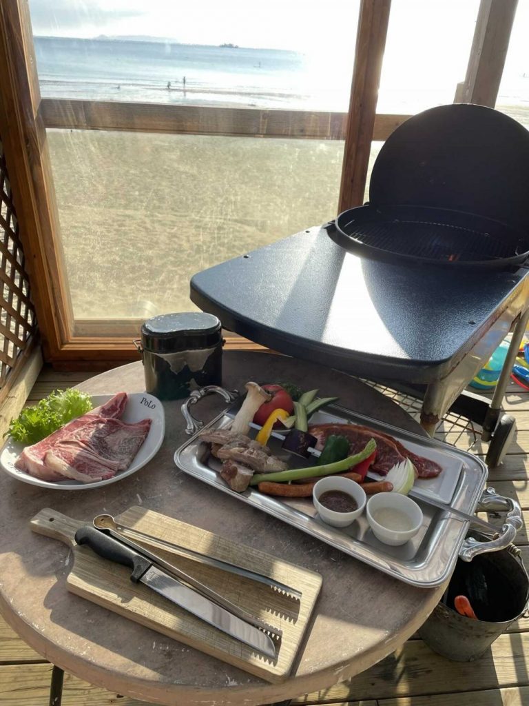 グランピング福岡ぶどうの樹の夕食バーベキュー