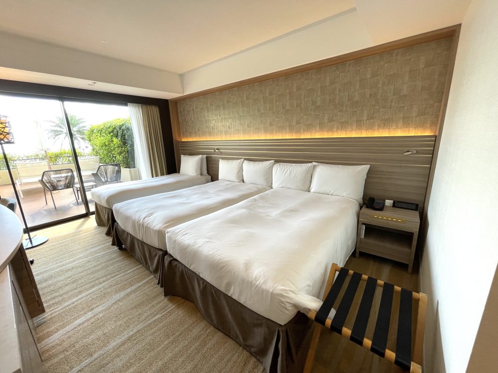 ダブルツリーbyヒルトン北谷リゾートのオーシャンビュー with テラス(ツインベッド)