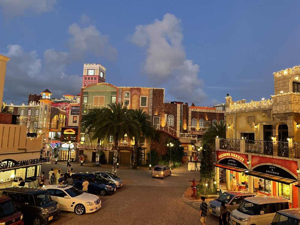 美浜アメリカンビレッジの夜景