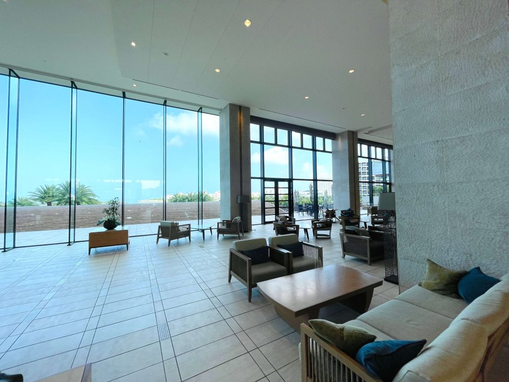 ヒルトン沖縄北谷リゾートのロビー