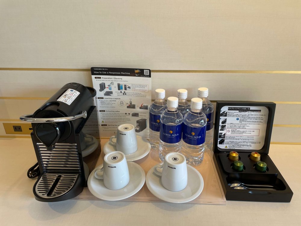 ダブルツリーbyヒルトン沖縄北谷のオーシャンビュー with テラス(ツインベッド)のお部屋