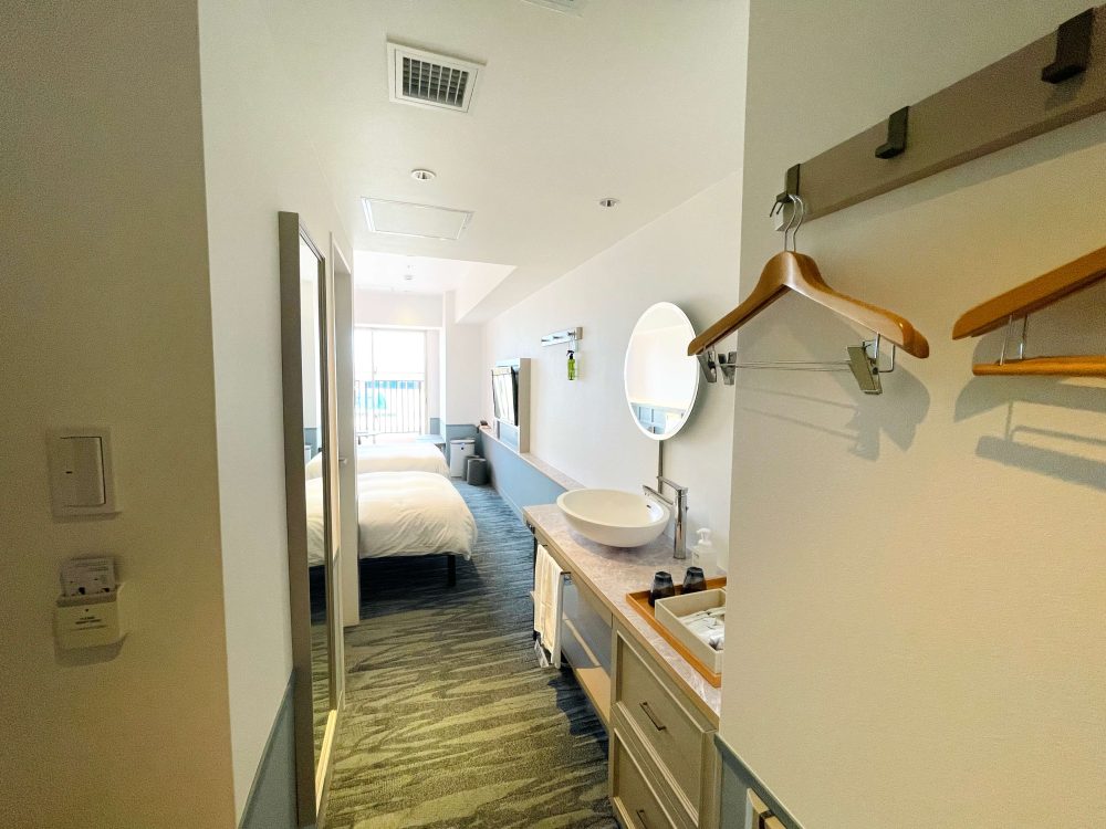 レクー沖縄北谷スパ&リゾートのスタンダートツインルームのお部屋