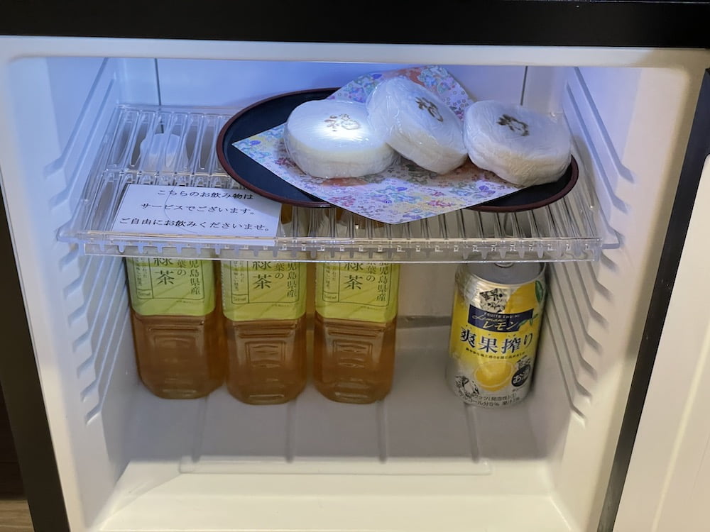宮若虎の湯のお部屋の飲み物&食べ物