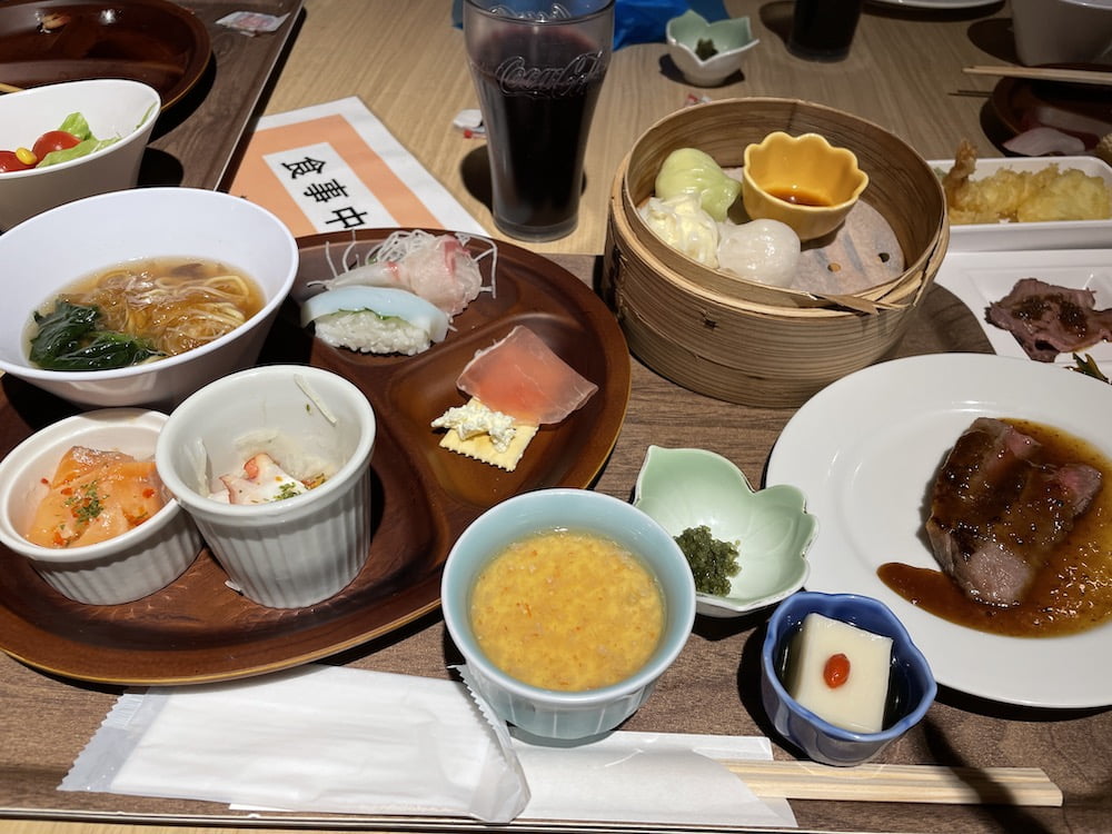 宮若虎の湯のブッフェ