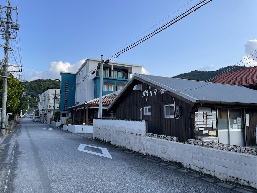 喰呑屋バラック