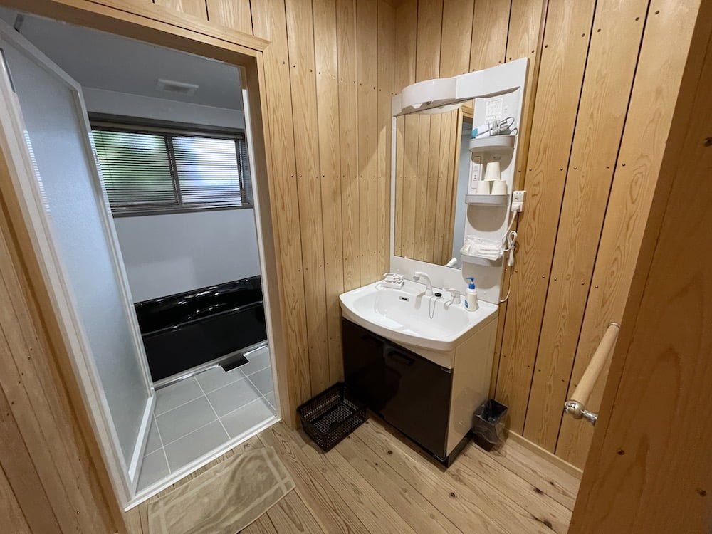 人吉神城の宿の洗面所