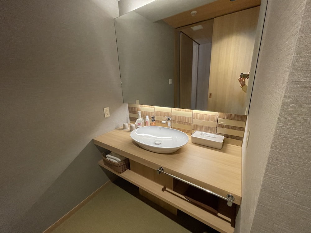 人吉温泉旅館 翠嵐楼の洗面所