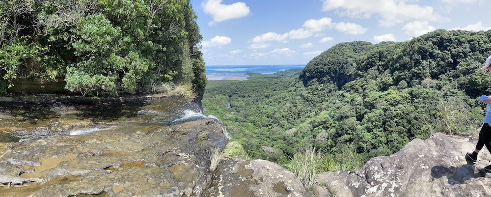 ピナイサーラの滝ツアー