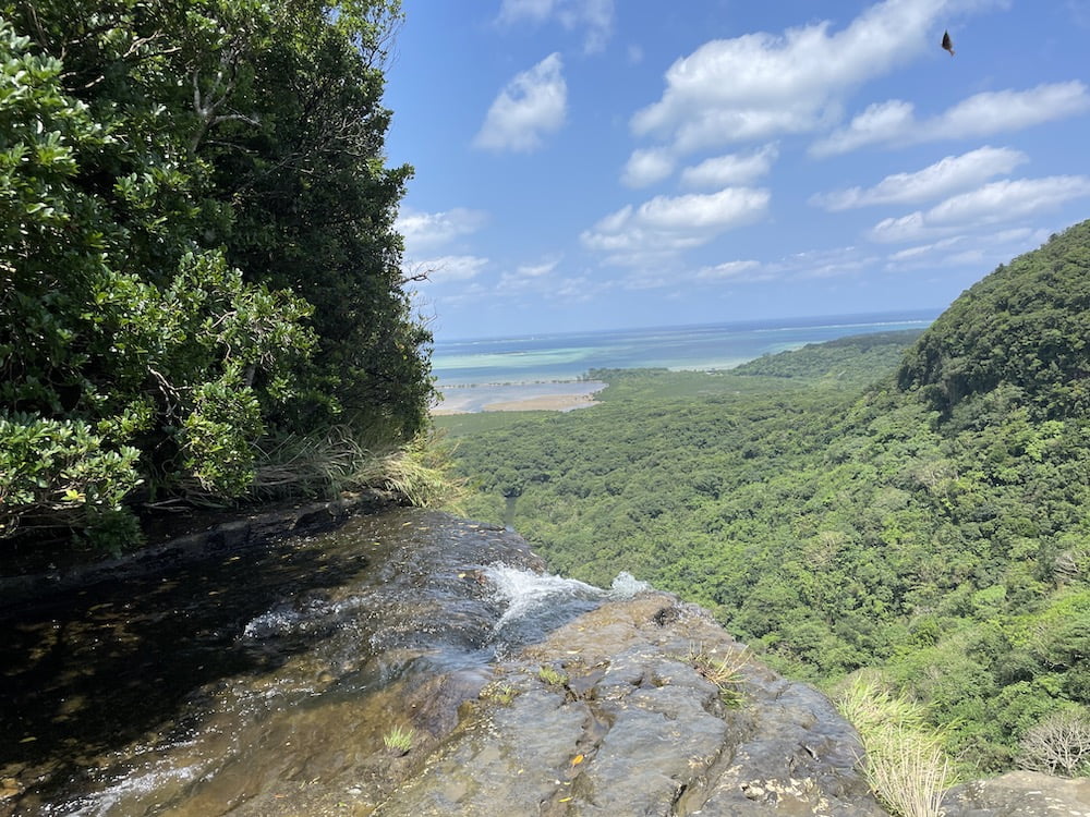 ピナイサーラの滝ツアー